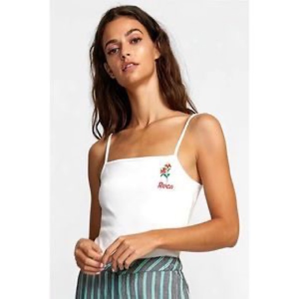 RVCA tank top 🌊 ☀️ 🌺